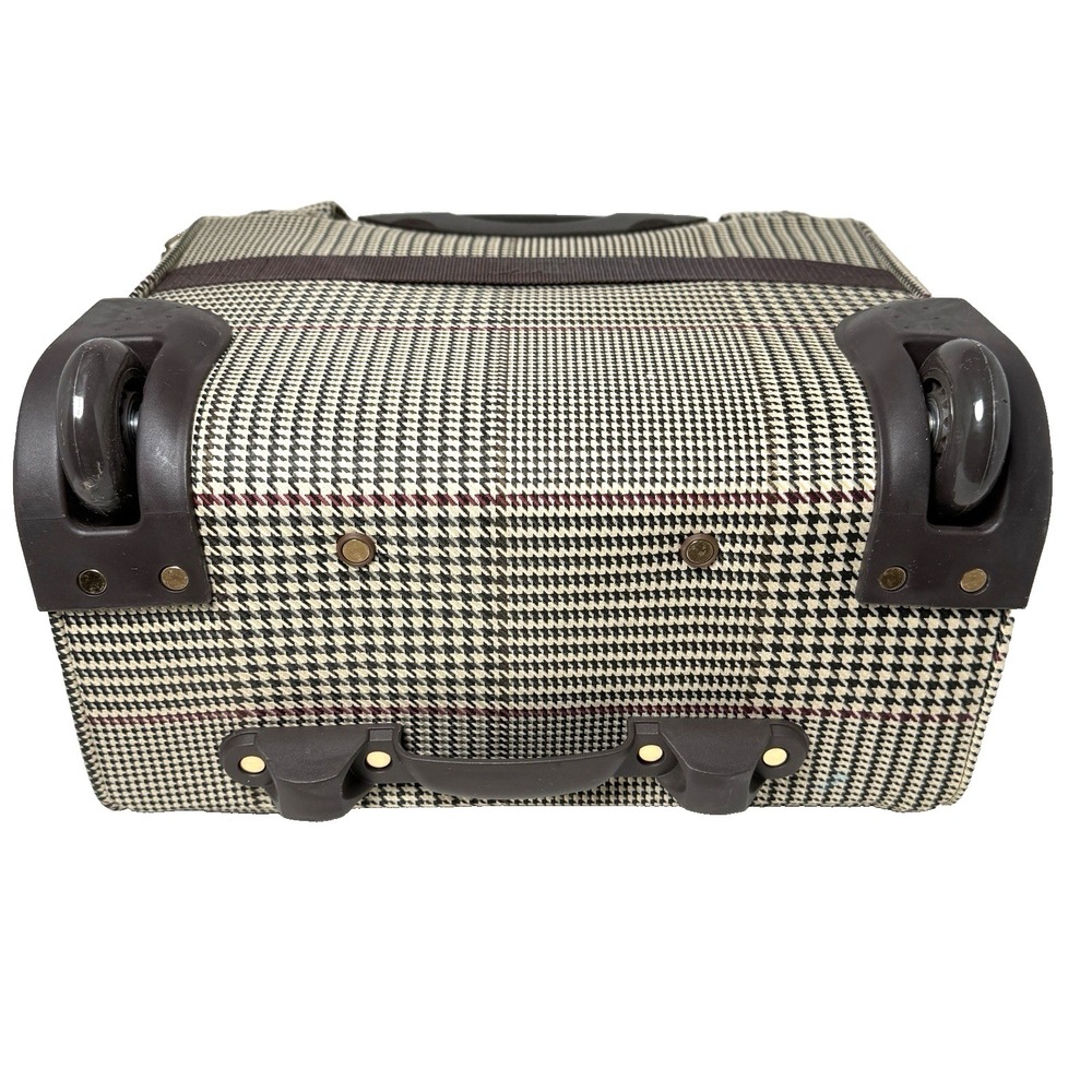 London Fog Under the Seat Carryon Sheffield Roller Bag Black 15IN Small Suitcase - Picture 16 of 16
